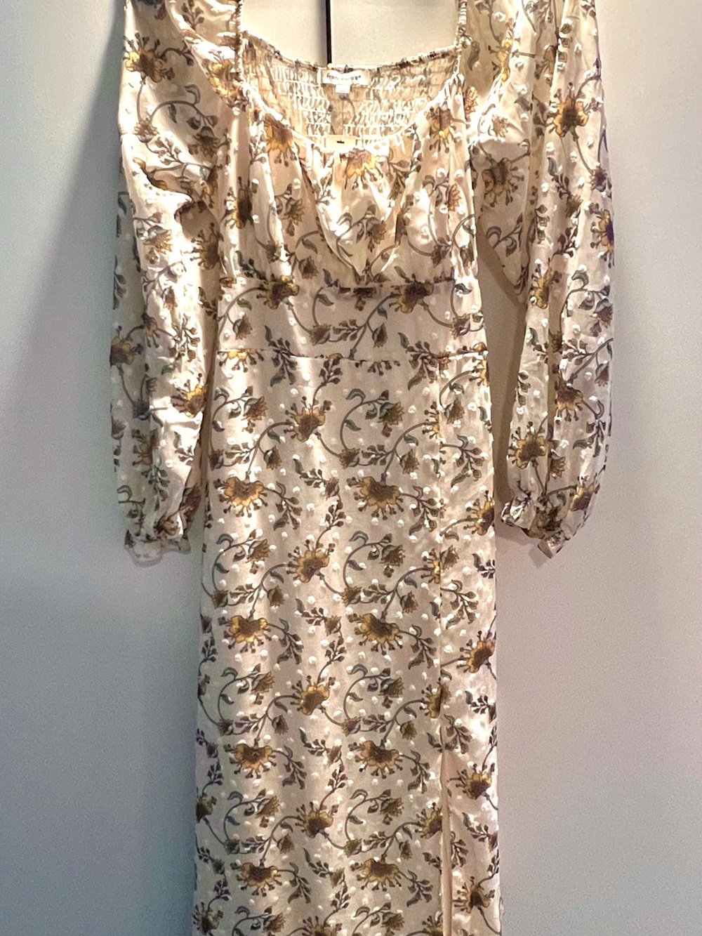 Francesca's Collections Cream Floral Smocked Maxi Dress NWT